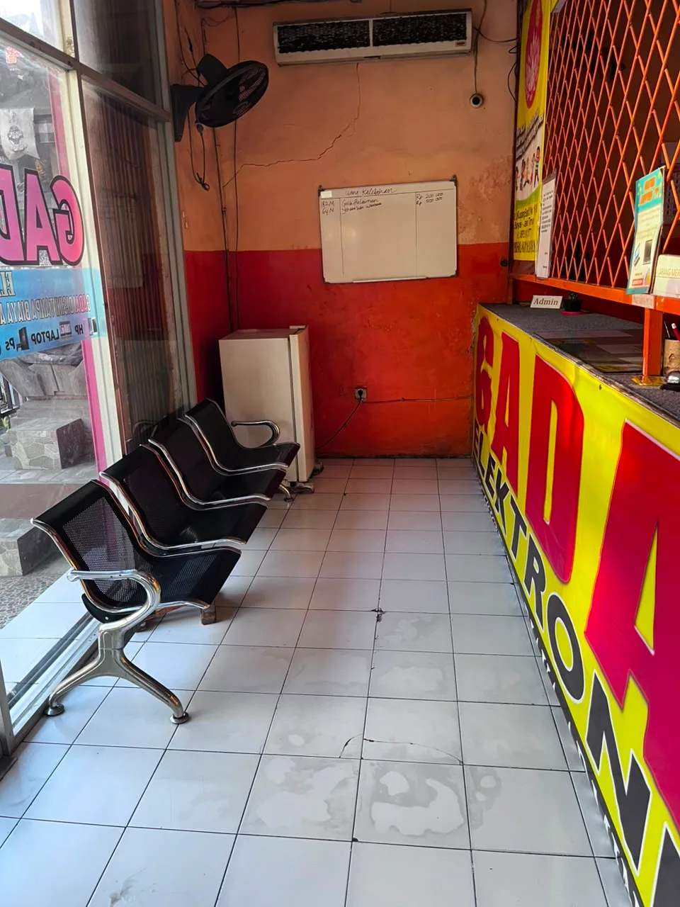 Kantor Pegadaian GLJ
